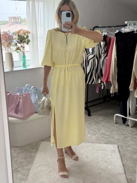 Terrastyll sukienka żółta, elegancka sukienka na komunię, elegancka sukienka na wesele, elegancka sukienka na chrzciny, sukienka na większy rozmiar, elegancka wiskozowa sukienka na lato