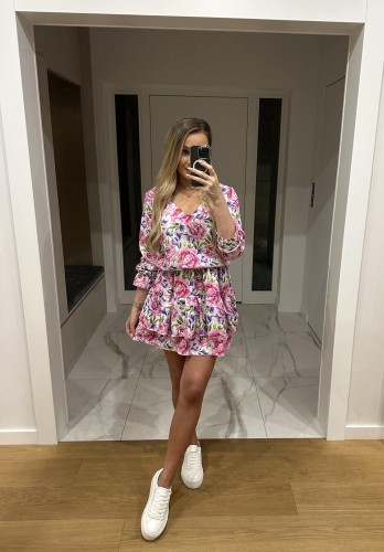 SUKIENKA KRÓTKA W PIWONIE