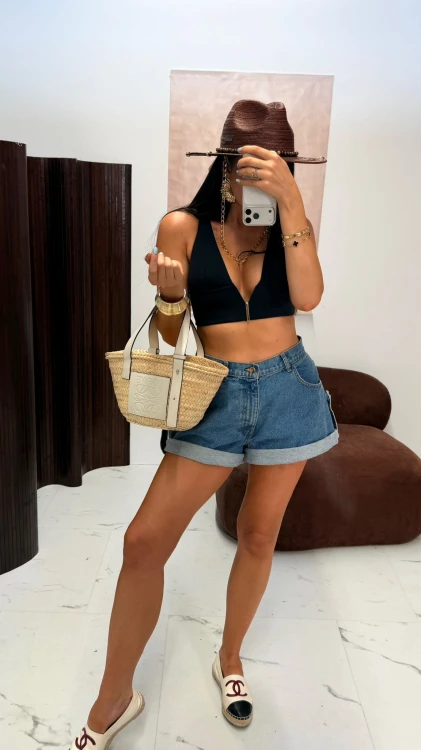 la-milla-szorty-jeansowe-niebieskie-la-milla-szorty-jeans-la-milla-krótkie-spodenki-jeansowe-niebieskie-la-milla-krótkie-szorty-jeansowe-la-milla-szorty-jeansowe-ciemny-jeans-la-milla-ciemne-szorty-jeansowe-la-milla-szorty-ciemny-jeans-1.jpg