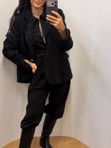 slay-marynarka-tweed-boucle-czarna-1.webp