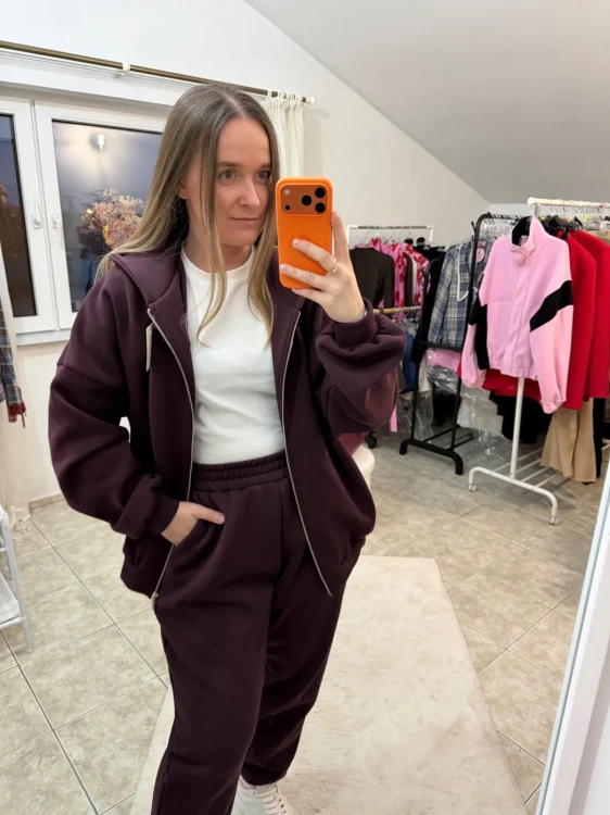 slay-sliwkowa-bluza-dresowa-zapinana-na-zamek-3.webp