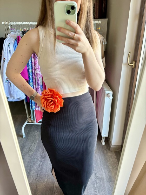 KRÓTKI TOP śmietanka