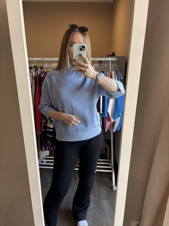 sweter dolce piccante, sweter biały, półgolf, sweter wiskozowy