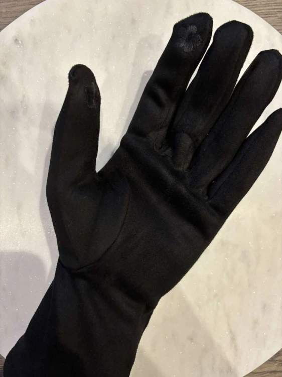 rękawiczki zamszowe, rękawiczki damskie, rękawiczki zamszowe damskie, rękawiczki z łańcuszkiem, rękawiczki damskie czarne, rękawiczki z ozdobym łańcuszkiem, rękawiczki ze złotym łańcuszkiem, rękawiczki skórzane, rękawiczki skórzano zamszowe