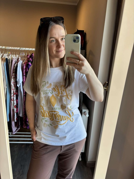 When life gives you Lemons make lemonade, t-shirt lemons, tshirt cytryny, t-shirt damski, tshirt damski biały, bawełniany tshirt damski, bluzka damska bawełniana, biały tshirt, bluzka bawełniana damska, tshirt damski krótki rękawek