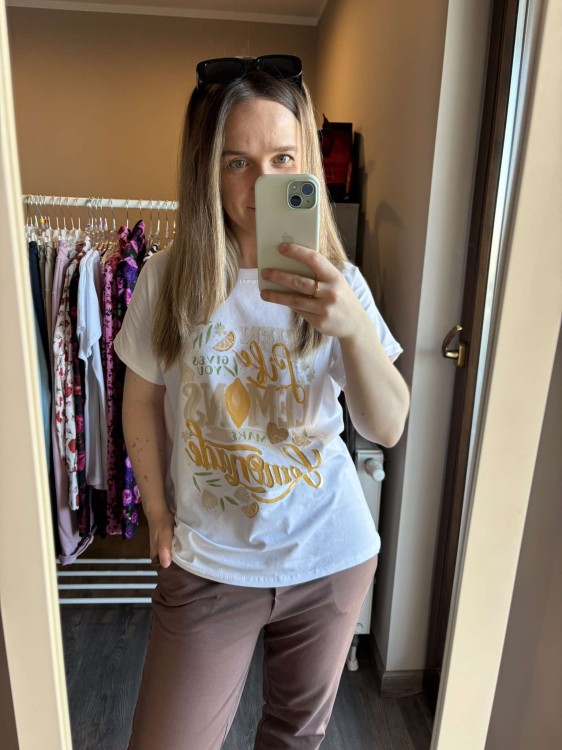 When life gives you Lemons make lemonade, t-shirt lemons, tshirt cytryny, t-shirt damski, tshirt damski biały, bawełniany tshirt damski, bluzka damska bawełniana, biały tshirt, bluzka bawełniana damska, tshirt damski krótki rękawek