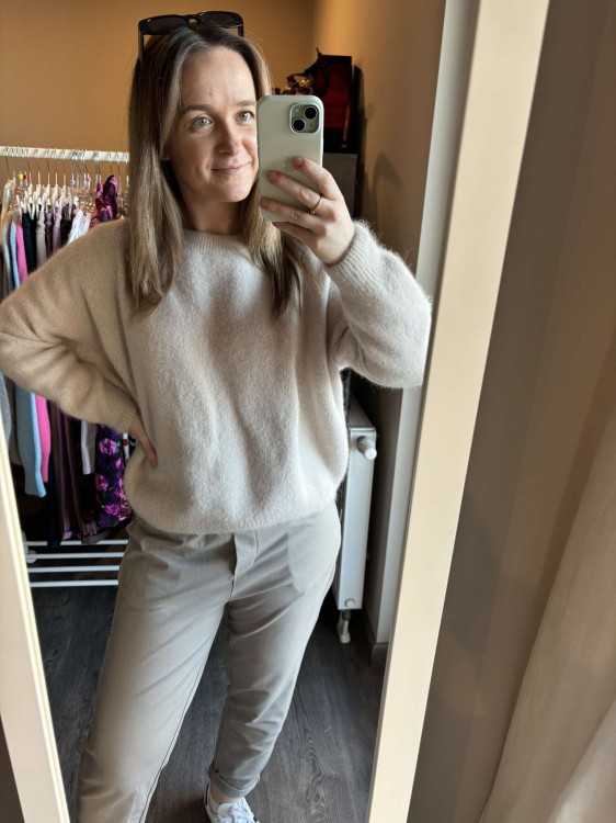 spodnie dresowe, dresowe spodnie, spodnie bawełniane, spodnie dresowe damskie, spodnie bawełniane fango, spodnie dresowe fango, spodnie patki, spodnie dresowe damskie, spodnie dresowe damskie szare, spodnie dresowe fango