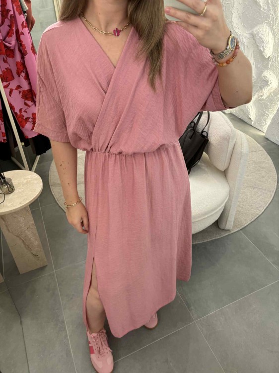 sukienka na lato, sukienka ciążowa, sukienka plus size, sukienka wiskozowa jagodowa, sukienka wiskozowa, lekka sukienka na lato, przewiewna sukienka, zwiewna sukienka, wiskozowa sukienka jagodowa, jagodowa sukienka na lato