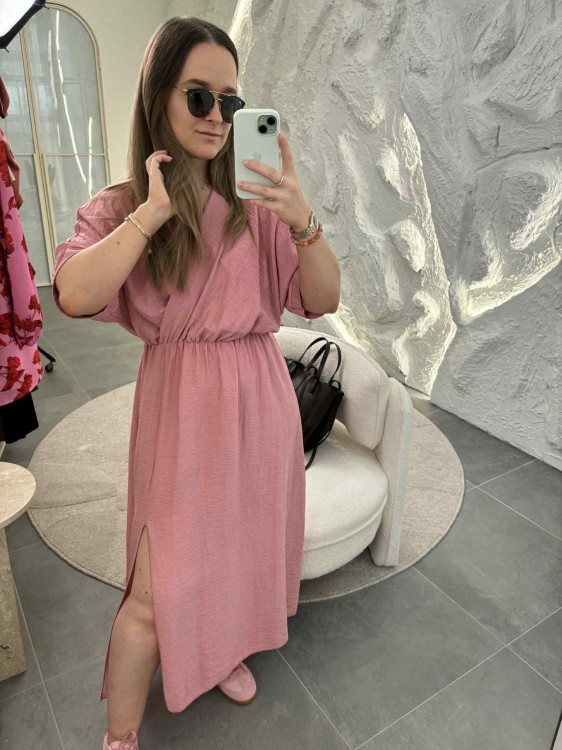 sukienka na lato, sukienka ciążowa, sukienka plus size, sukienka wiskozowa jagodowa, sukienka wiskozowa, lekka sukienka na lato, przewiewna sukienka, zwiewna sukienka, wiskozowa sukienka jagodowa, jagodowa sukienka na lato