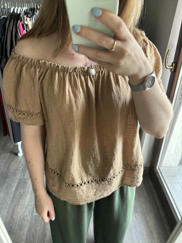 bluzka hiszpanka karmelowa, bluzka hiszpanka bawełniana, bluzka boho na lato, bluzka damska hiszpanka, letnia bluzka z odkrytymi ramionami, bawełniana bluzka damska