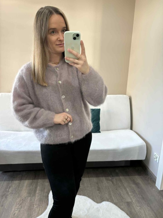 kardigan moherowy damski, kardigan kid moher, kardigan moherowy fango, luźny kardigan na jesień do jeansów, elegancki kardigan kid moher, puszysty kardigan moherowy, kardigan premium z moheru, kardigan zapinany na guziki, elegancki sweter moherowy