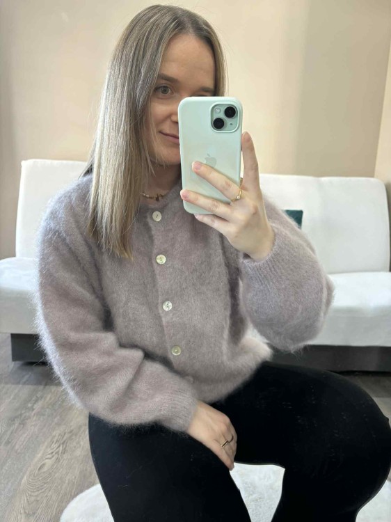 kardigan moherowy damski, kardigan kid moher, kardigan moherowy fango, luźny kardigan na jesień do jeansów, elegancki kardigan kid moher, puszysty kardigan moherowy, kardigan premium z moheru, kardigan zapinany na guziki, elegancki sweter moherowy