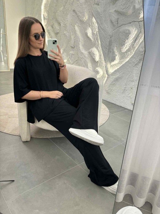 komplet damski z modalu, komplet modalowy damski, komplet plus size, wygodny komplet damski na jesień w kolorze czarnym, komplet damski na jesień, odzież domowa damska, komplet oversize, komplet modalowy na jesień