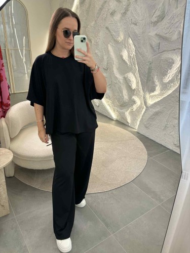 komplet damski z modalu, komplet modalowy damski, komplet plus size, wygodny komplet damski na jesień w kolorze czarnym, komplet damski na jesień, odzież domowa damska, komplet oversize, komplet modalowy na jesień