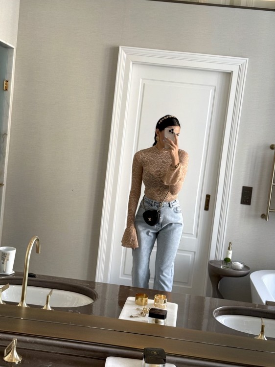 jeansy mom fit la milla, jeansy jasne la milla, jeansy la milla, jeansy damskie na jesień, wygodne jeansy damskie