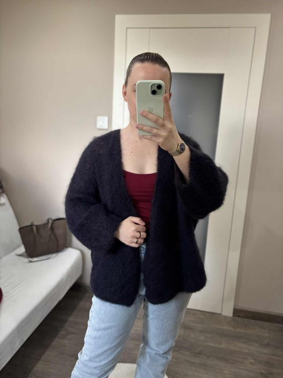 kardigan moherowy damski, kardigan kid moher, kardigan moherowy czarny, luźny kardigan na jesień do jeansów, kardigan oversize z moheru, puszysty kardigan moherowy, kardigan premium z moheru