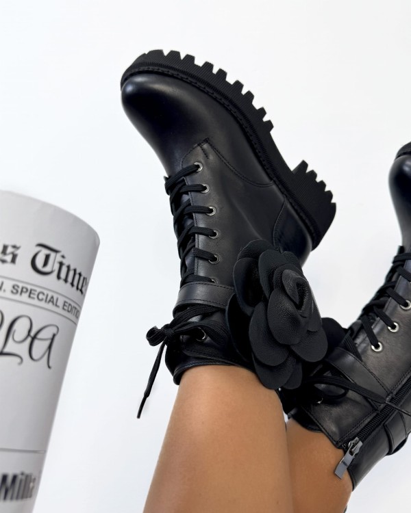 buty skórzane la milla, czarne workery la milla, czarne trapery, buty na grubej podeszwie, buty trapery la milla, botki la milla, botki damskie, buty z różą, buty damskie na jesień, skórzane buty damskie
