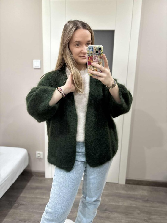 kardigan moherowy damski, kardigan kid moher, kardigan moherowy zielony, luźny kardigan na jesień do jeansów, kardigan oversize z moheru, puszysty kardigan moherowy, kardigan premium z moheru, kardigan moherowy khaki, kardigan moherowy butelkowa zieleń