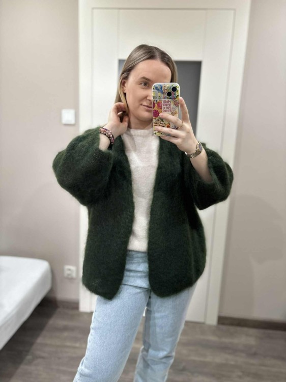 kardigan moherowy damski, kardigan kid moher, kardigan moherowy zielony, luźny kardigan na jesień do jeansów, kardigan oversize z moheru, puszysty kardigan moherowy, kardigan premium z moheru, kardigan moherowy khaki, kardigan moherowy butelkowa zieleń