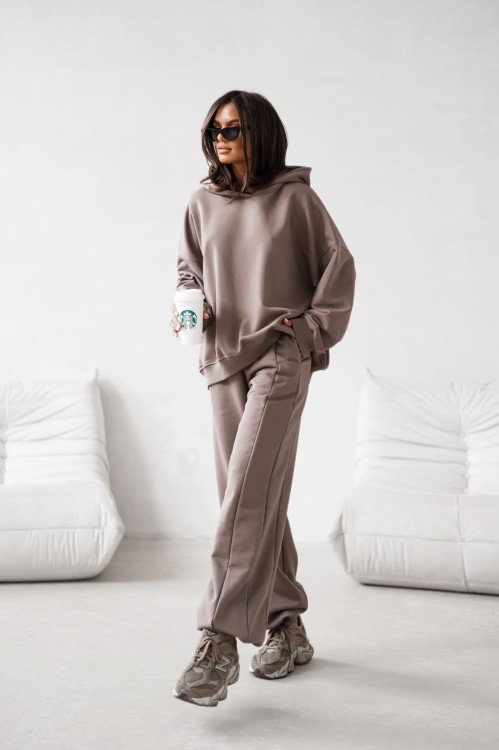 bluza dresowa z kapturem damska, bluza dresowa madamesue, bluza dresowa z kapturem fango, bluza dresowa na jesień do jeansów, bluza fango na jesień do jeansów, wygodna bluza dresowa damska fango, bluza fango do jeansów