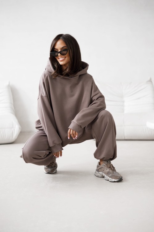 bluza dresowa z kapturem damska, bluza dresowa madamesue, bluza dresowa z kapturem fango, bluza dresowa na jesień do jeansów, bluza fango na jesień do jeansów, wygodna bluza dresowa damska fango, bluza fango do jeansów