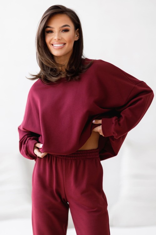 bluza dresowa bordowa damska, bluza dresowa madamesue, bluza dresowa pod kamizelkę puchową, bluza dresowa na jesień do jeansów, bluza bordowa na jesień do jeansów, wygodna bluza dresowa damska bordowa, bluza bordowa do jeansów