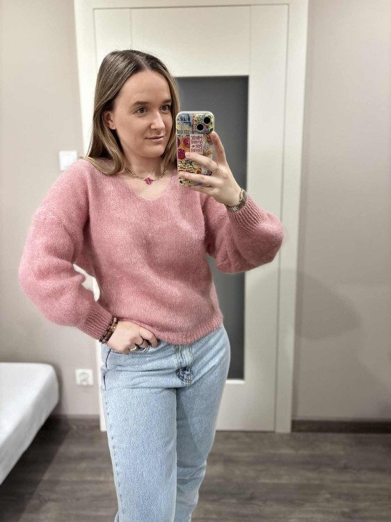 sweter kid moher z długim rękawem różowy, sweter moherowy z długim rękawem różowy, sweter moherowy różowy, sweter wełniany różowy, wełniany sweter różowy, sweter moherowy na jesień, moherowy sweter na zimę, moherowy sweter do jeansów