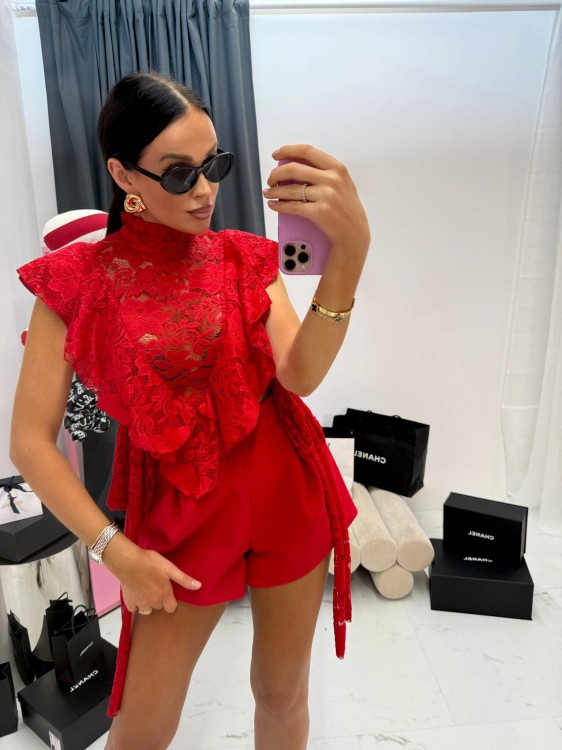 bluzka koronkowa z golfem la milla czarna, bluzka koronkowa czarna, la milla golf koronkowy czarna, bluzka koronkowa czarna na jesień, lace top chocolate, bluzka koronka pod marynarkę