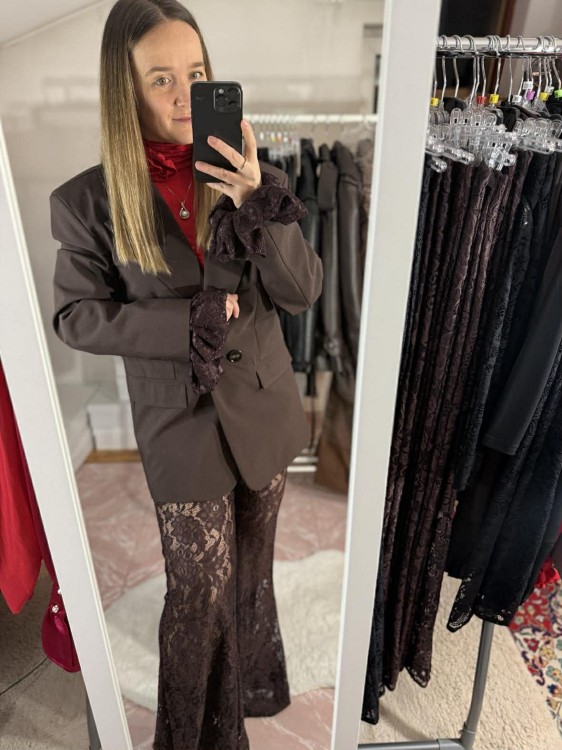 marynarka la milla czekoladowa, marynarka z koronkowymi rękawami la milla, marynarka czekoladowa la milla, marynarka koronkowa la milla, marynarka czekoladowa na jesień, marynarka la milla