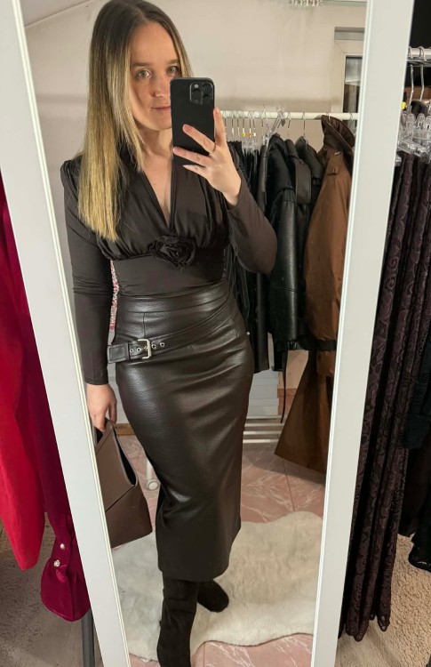 la milla skórzana spódnica czekoladowa, la milla spódnica czekoladowa, la milla czekoladowa spódnica, la milla spódnica z paskiem, la milla spódnica czekolada, la milla spódnica ekoskóra