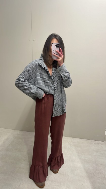 purpura spodnie Małgorzata, purpura spodnie z falbaną, purpura spodnie ceglane, purpura spodnie wiskozowe, spodnie purpura cynamon, spodnie z falbanką purpura, spodnie falbana purpura, wiskozowe spodnie ceglane, ceglane spodnie wiskozowe