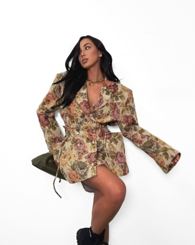 marynarka la milla, marynarka żakardowa, marynarka Rosalie, marynarka Rozalia la milla, marynarka Rosalie la milla, marynarka w kwiaty la milla, marynarka żakardowa la milla