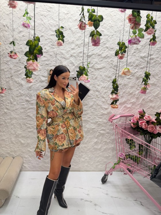 marynarka la milla, marynarka żakardowa, marynarka Rosalie, marynarka Rozalia la milla, marynarka Rosalie la milla, marynarka w kwiaty la milla, marynarka żakardowa la milla