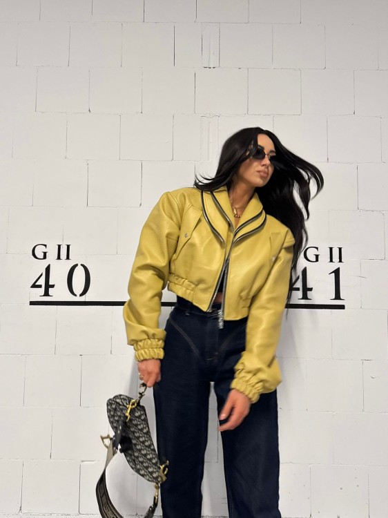 la milka kurtka skórzana musztardowa, la milla kurtka skóra musztardowa, la milla kurtka ramoneska, la milla ramoneska skórzana, la milla skórzana kurtka na wiosnę, la milla krótka ramoneska