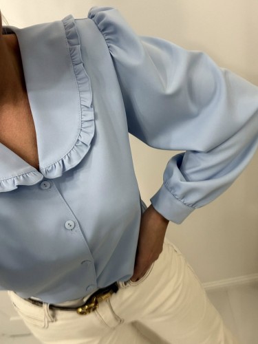 koszula z kołnierzykiem gold lady, koszula z kołnierzykiem błękitna, koszula vintage, błękitna koszula damska z kołnierzykiem, błękitna koszula damska na wiosnę, koszula damska do jeansów, koszula z kołnierzykiem błękitna, koszula damska gold lady błękit