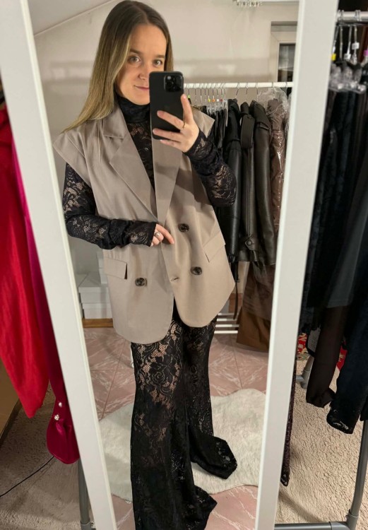 kamizelka la milla, beżowa kamizelka la milla, kamizelka beżowa la milla, dłuższa kamizelka beżowa, wiosenne stylizacje, kamizelka beżowa do jeansów, kamizelka beżowa do spodenek, la milla kamizelka oversize, la milla kamizelka garnitur